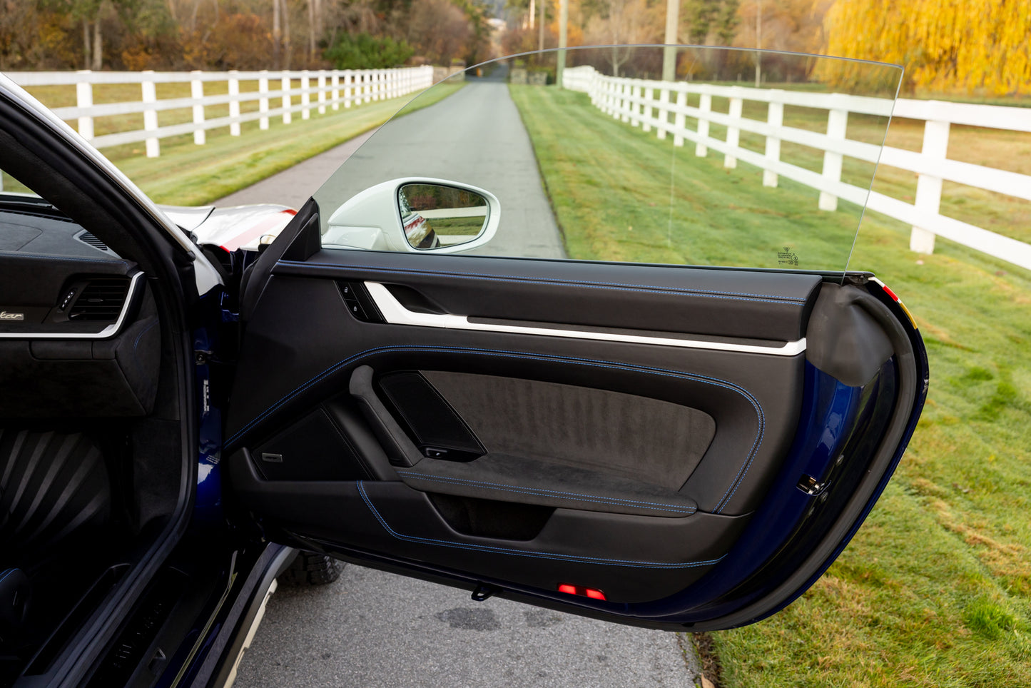 2024 Porsche 911 Dakar