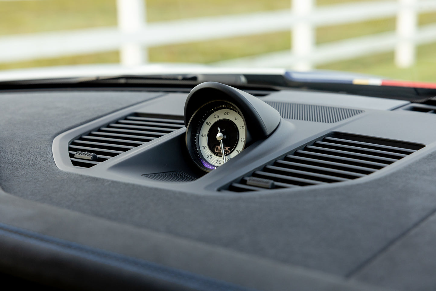 2024 Porsche 911 Dakar