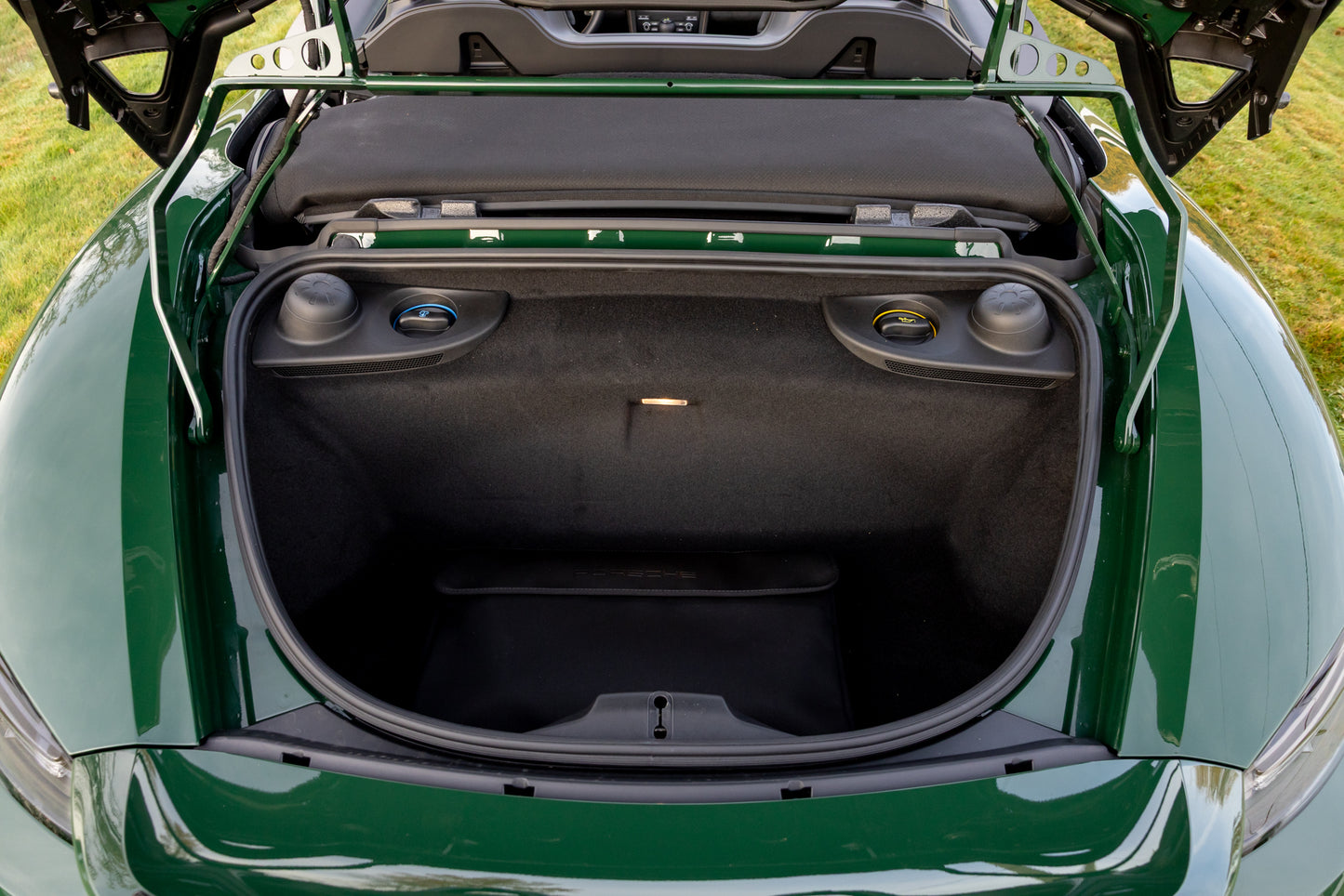 2024 Porsche Spyder RS Weissach