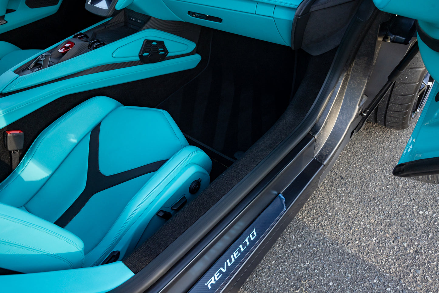 2025 Lamborghini Revuelto V12