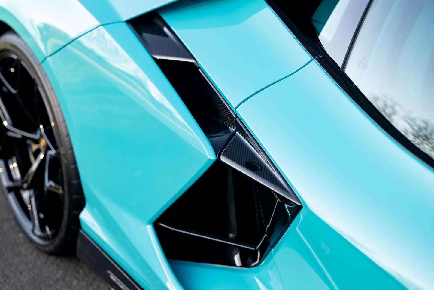 2025 Lamborghini Revuelto V12