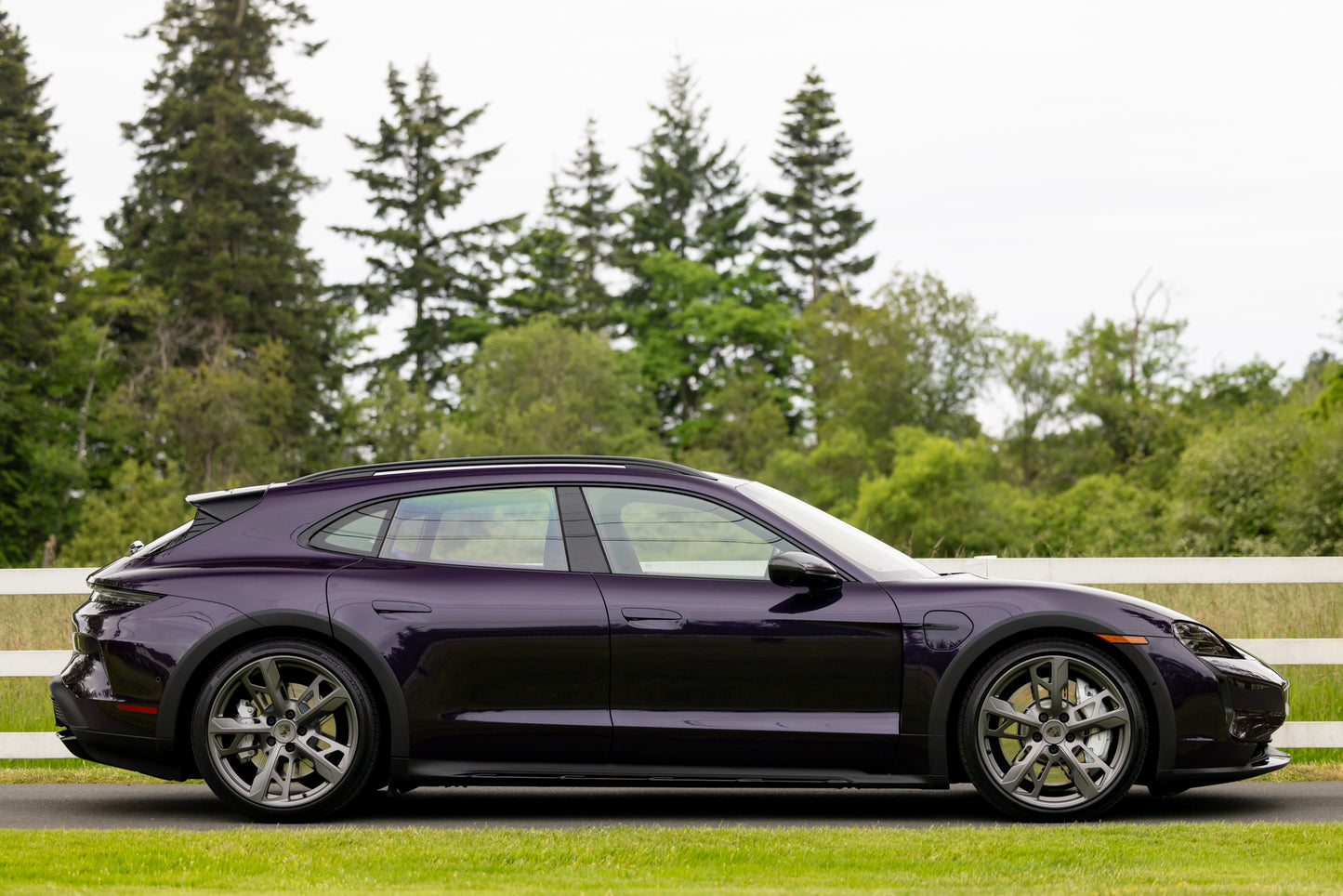 2025 Porsche Taycan Turbo Cross Turismo