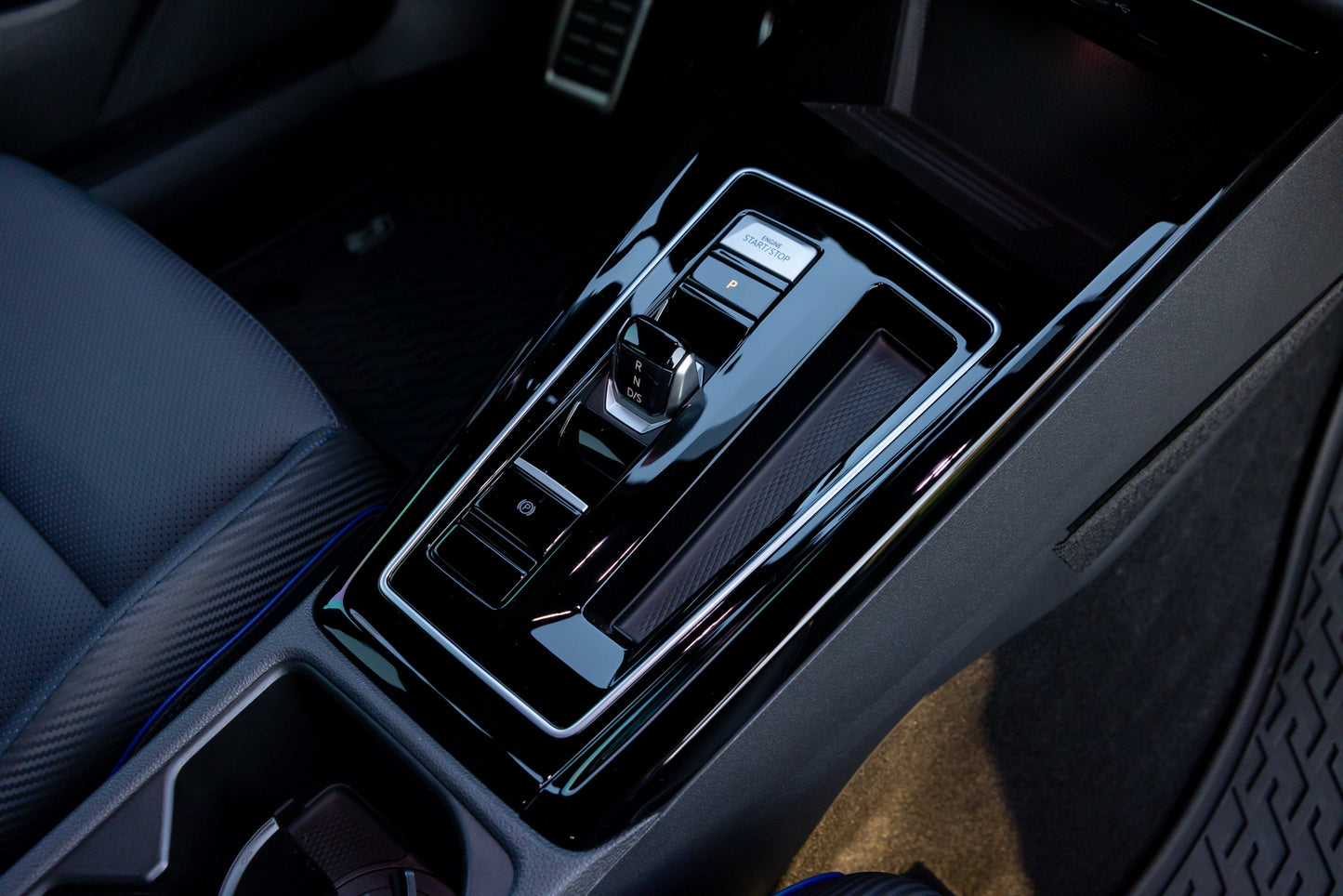 2025 Volkswagen Golf R