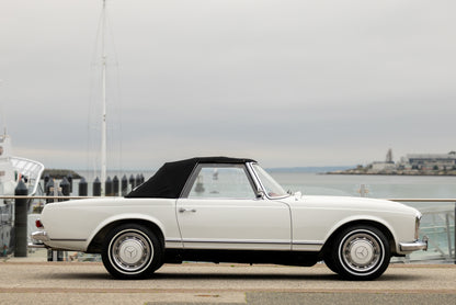1965 Mercedes-Benz 230SL