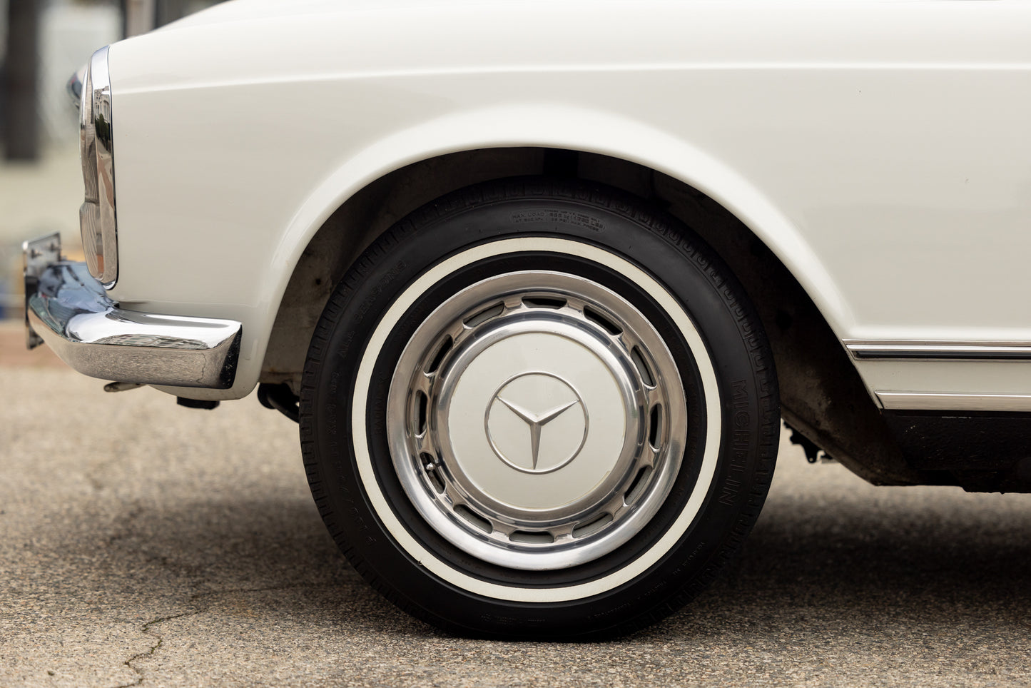 1965 Mercedes-Benz 230SL