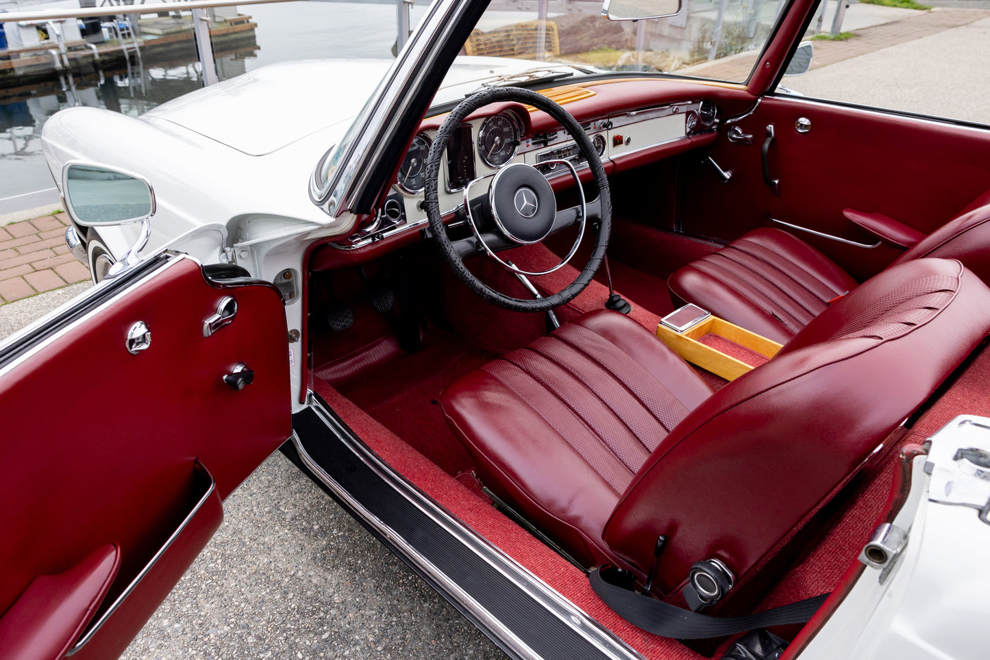 1965 Mercedes-Benz 230SL