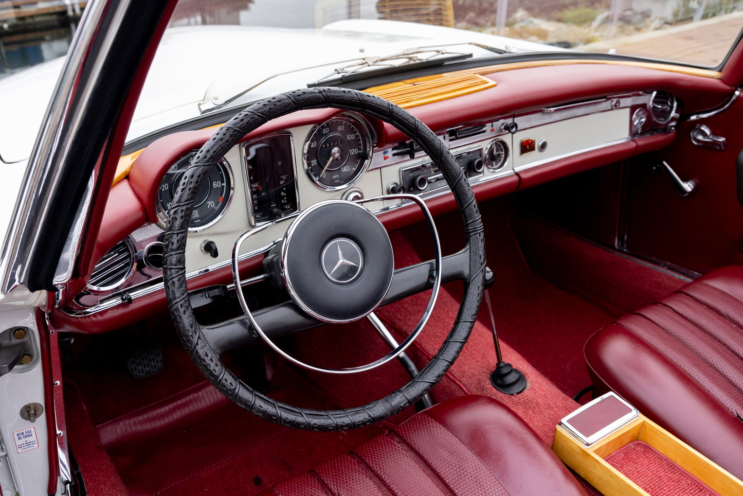 1965 Mercedes-Benz 230SL