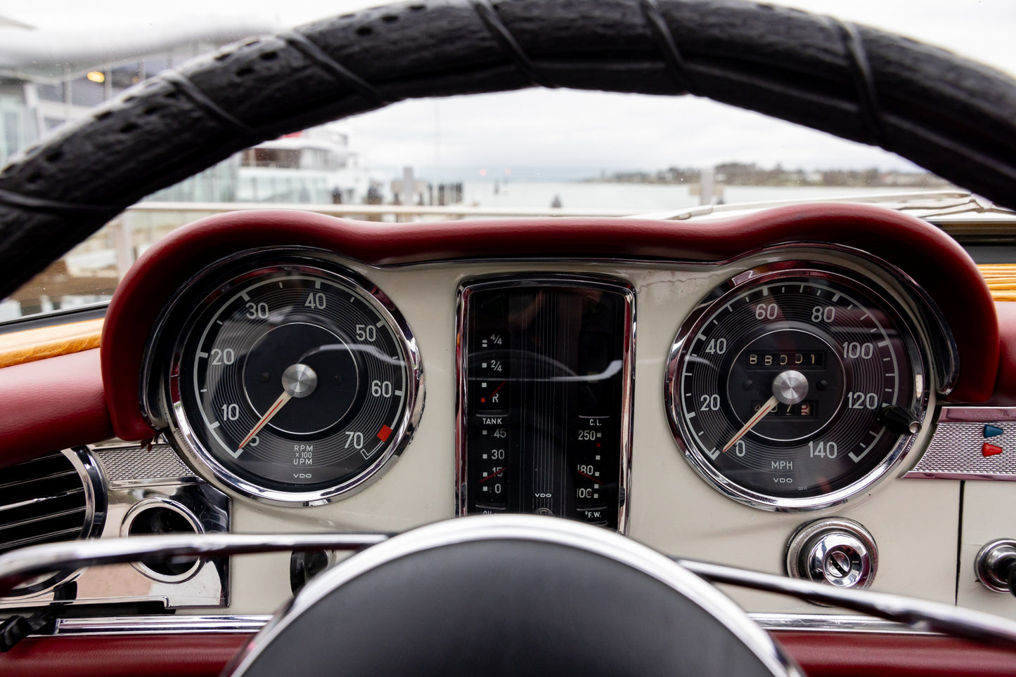 1965 Mercedes-Benz 230SL