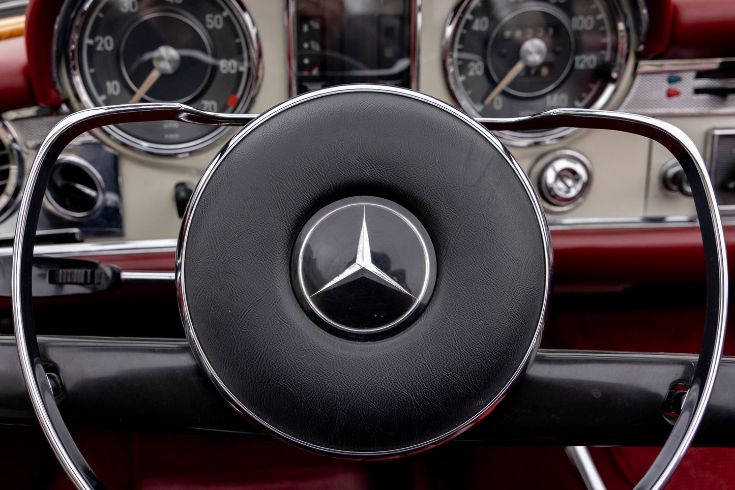 1965 Mercedes-Benz 230SL