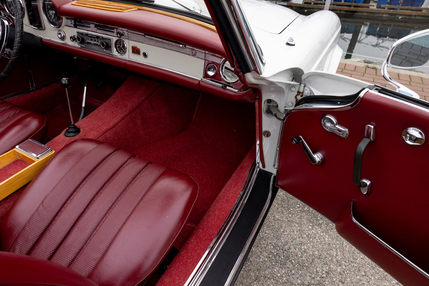 1965 Mercedes-Benz 230SL