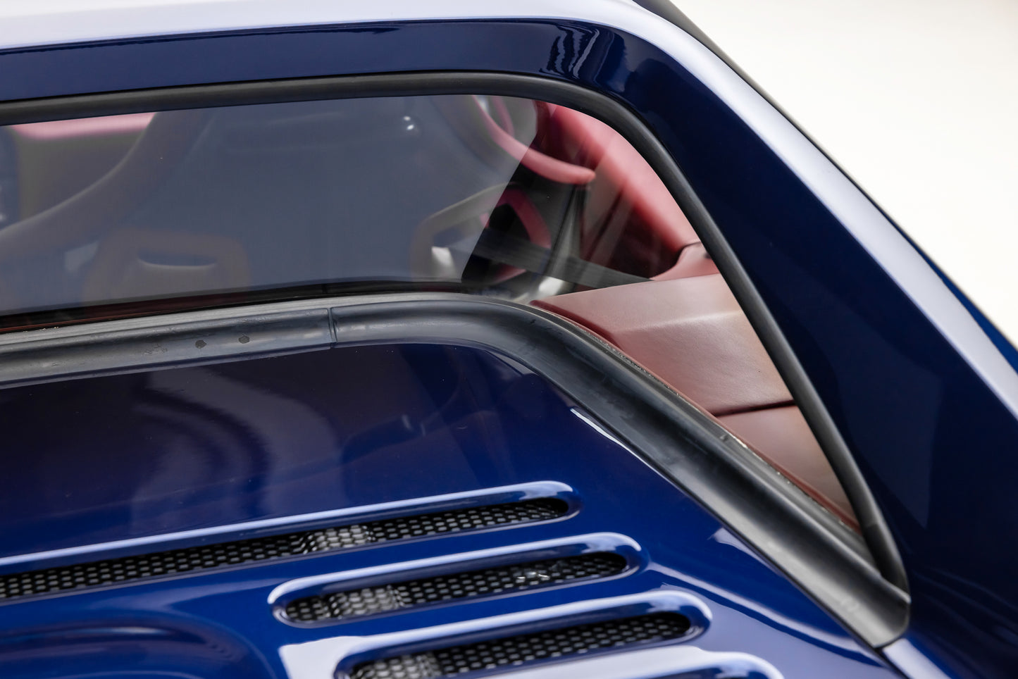 1998 Ferrari F355 GTS 6-Speed Conversion