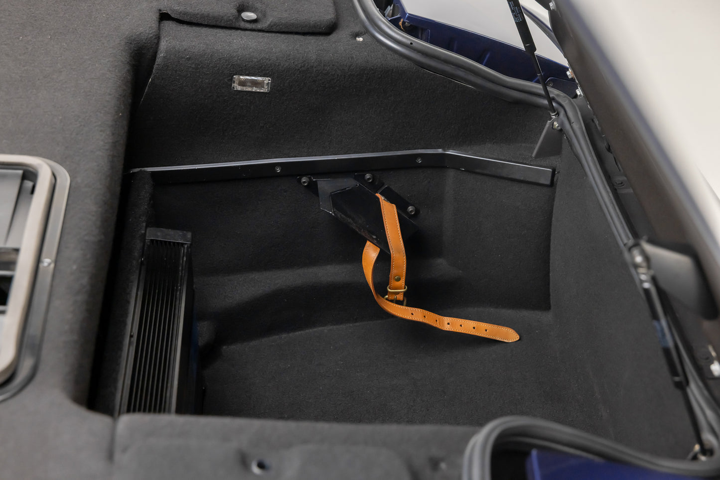 1998 Ferrari F355 GTS 6-Speed Conversion