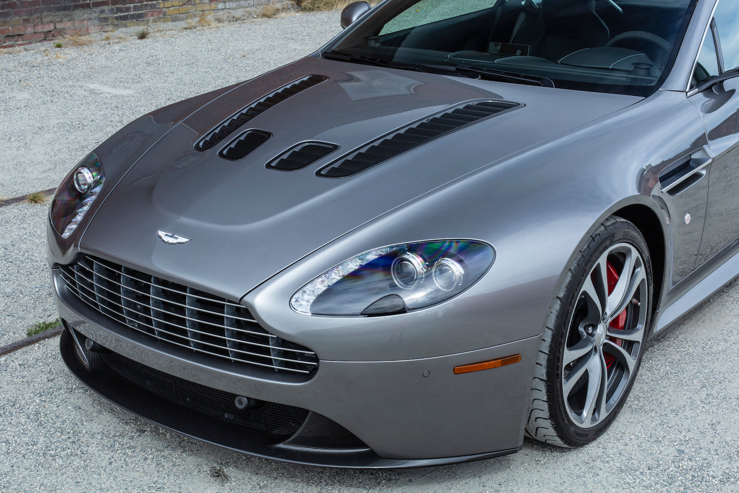 2012 Aston Martin V12 Vantage Manual