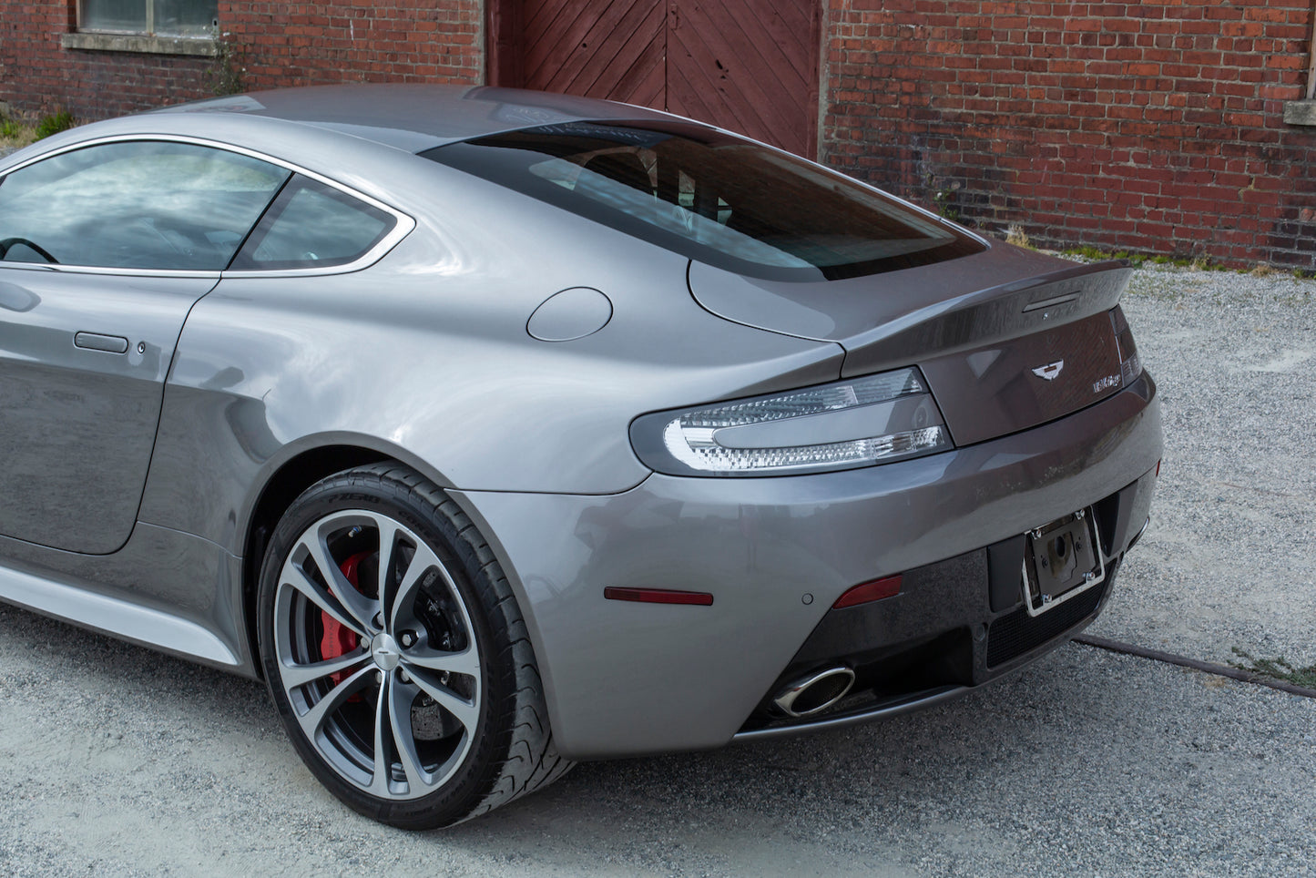 2012 Aston Martin V12 Vantage Manual