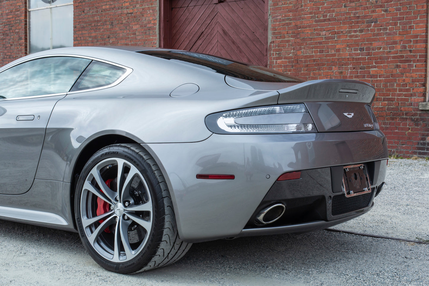 2012 Aston Martin V12 Vantage Manual