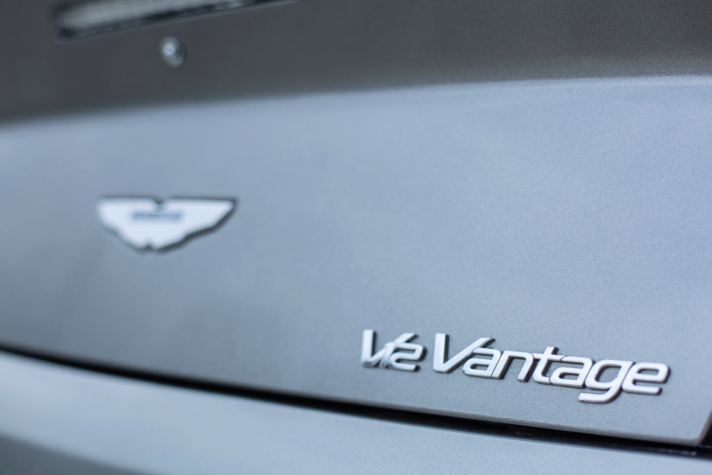 2012 Aston Martin V12 Vantage Manual