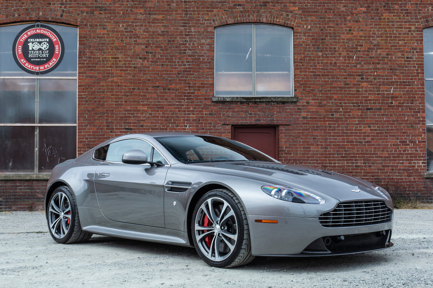 2012 Aston Martin V12 Vantage Manual