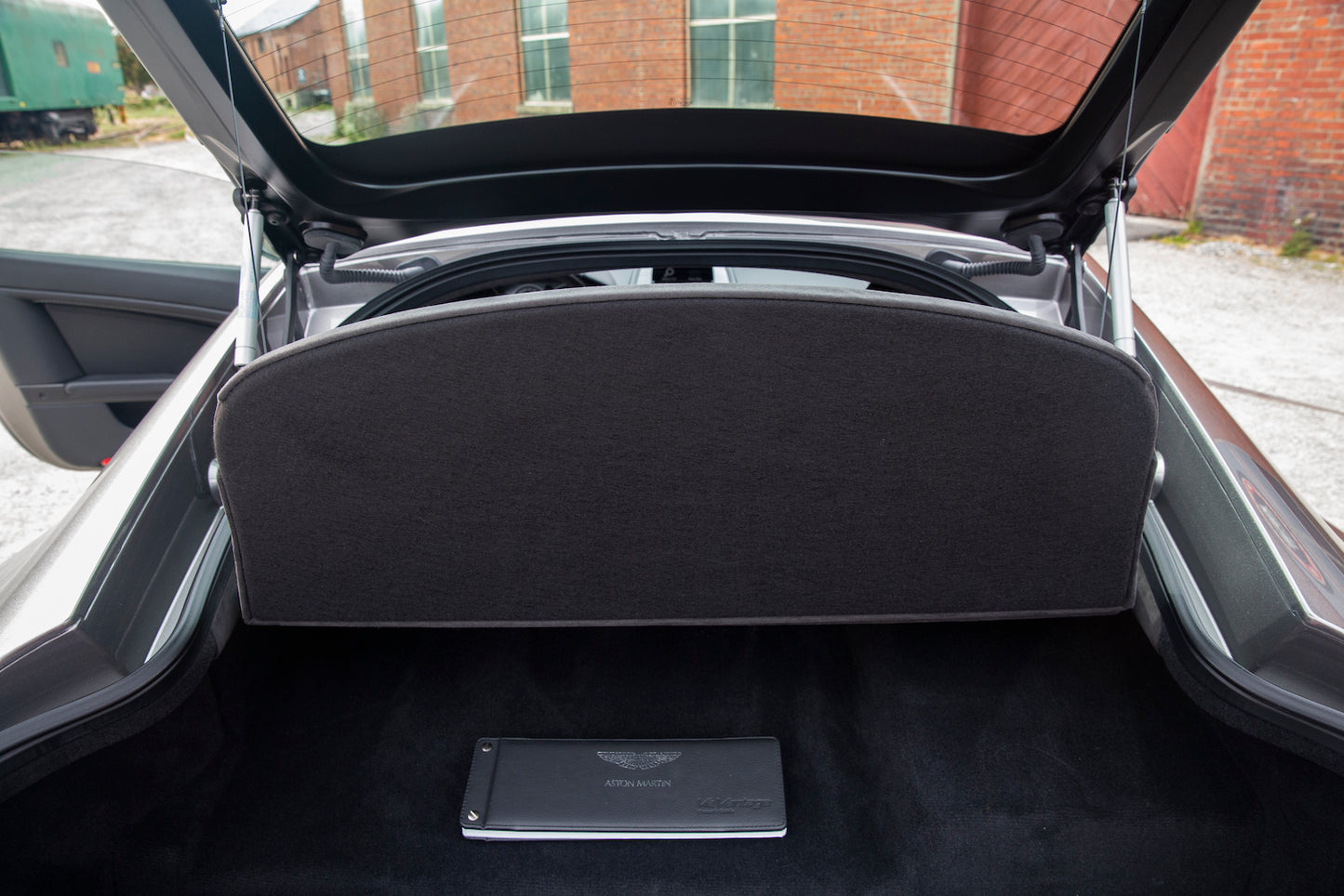 2012 Aston Martin V12 Vantage Manual