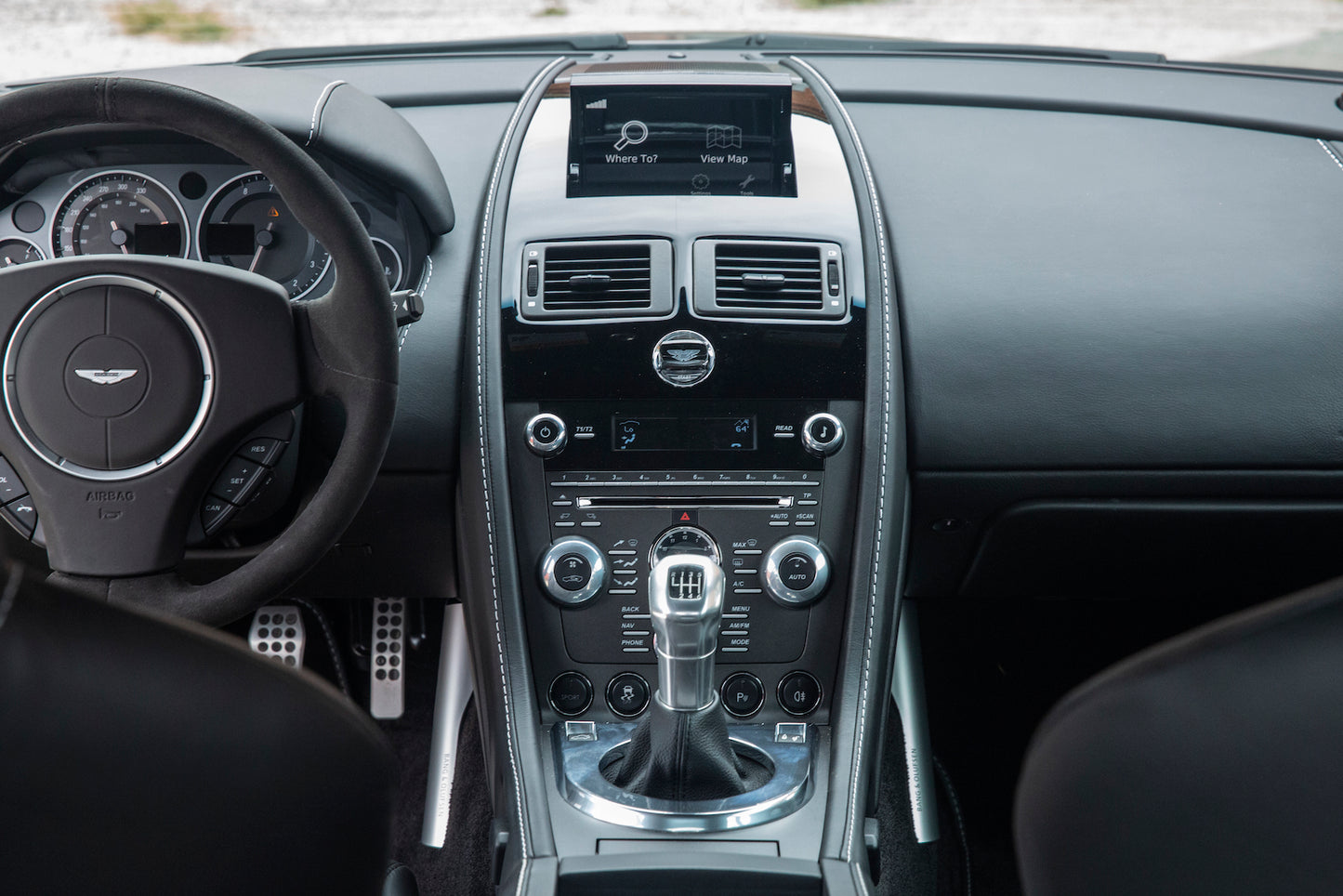 2012 Aston Martin V12 Vantage Manual