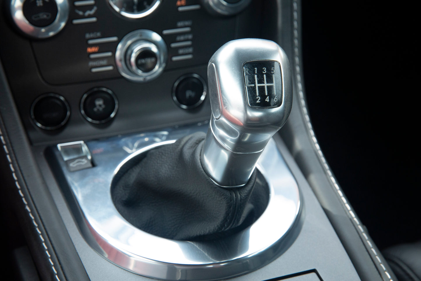 2012 Aston Martin V12 Vantage Manual