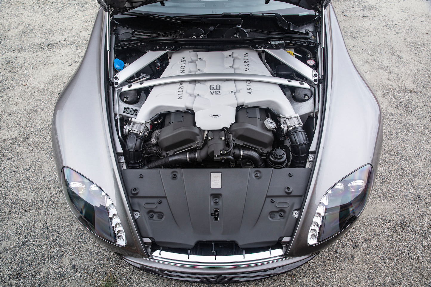 2012 Aston Martin V12 Vantage Manual