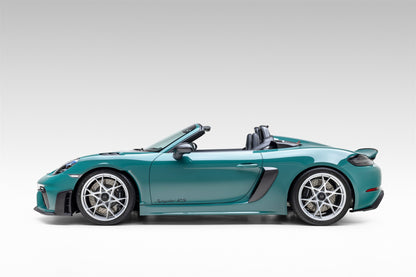 2024 Porsche 718 Spyder RS Weissach