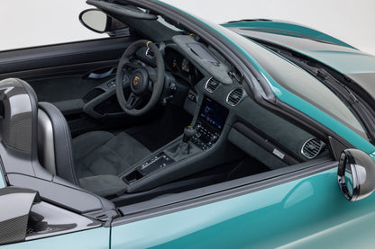 2024 Porsche 718 Spyder RS Weissach