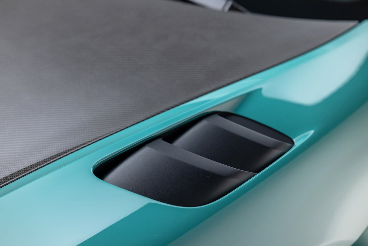 2024 Porsche 718 Spyder RS Weissach