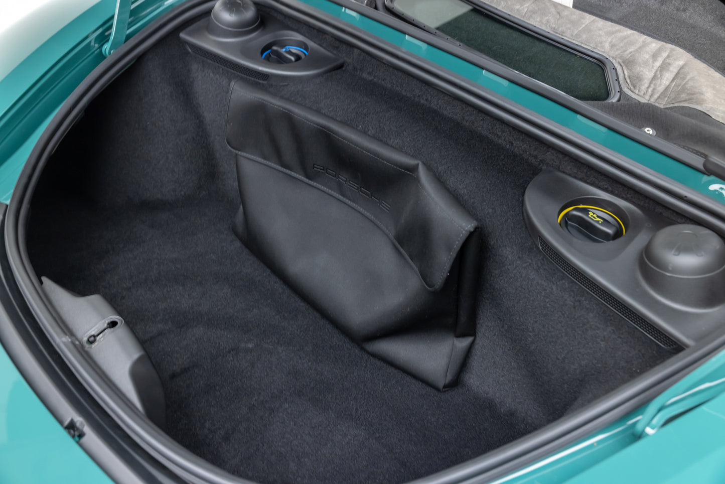 2024 Porsche 718 Spyder RS Weissach