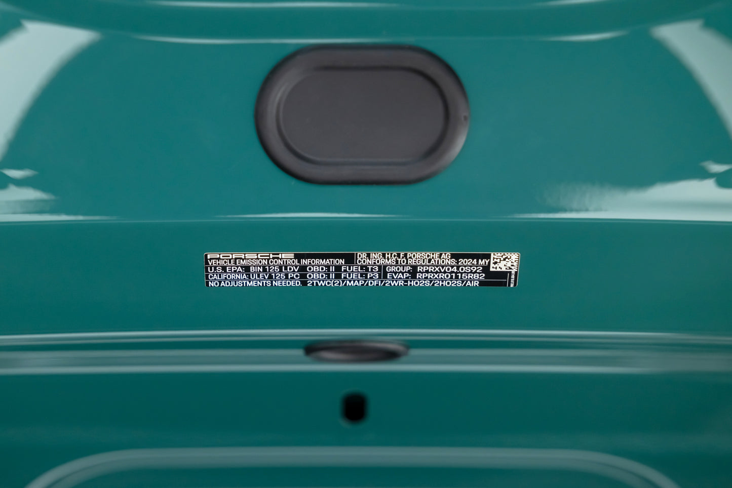 2024 Porsche 718 Spyder RS Weissach