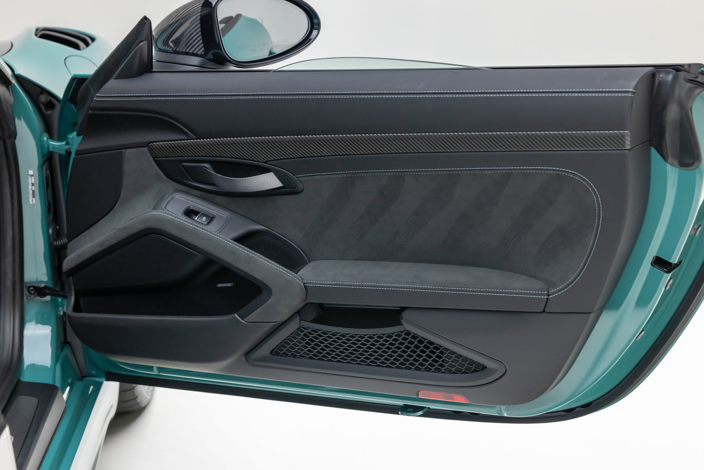 2024 Porsche 718 Spyder RS Weissach