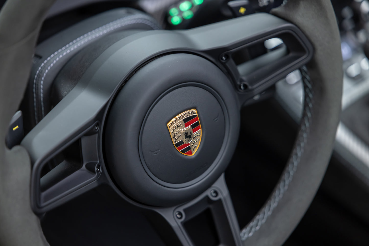 2024 Porsche 718 Spyder RS Weissach