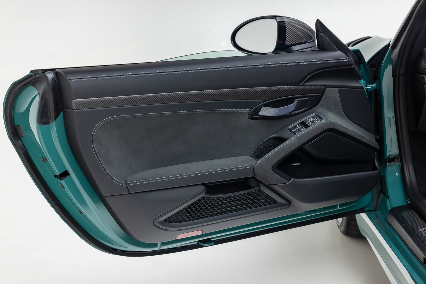 2024 Porsche 718 Spyder RS Weissach