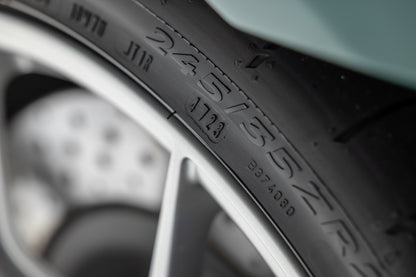 2024 Porsche 718 Spyder RS Weissach