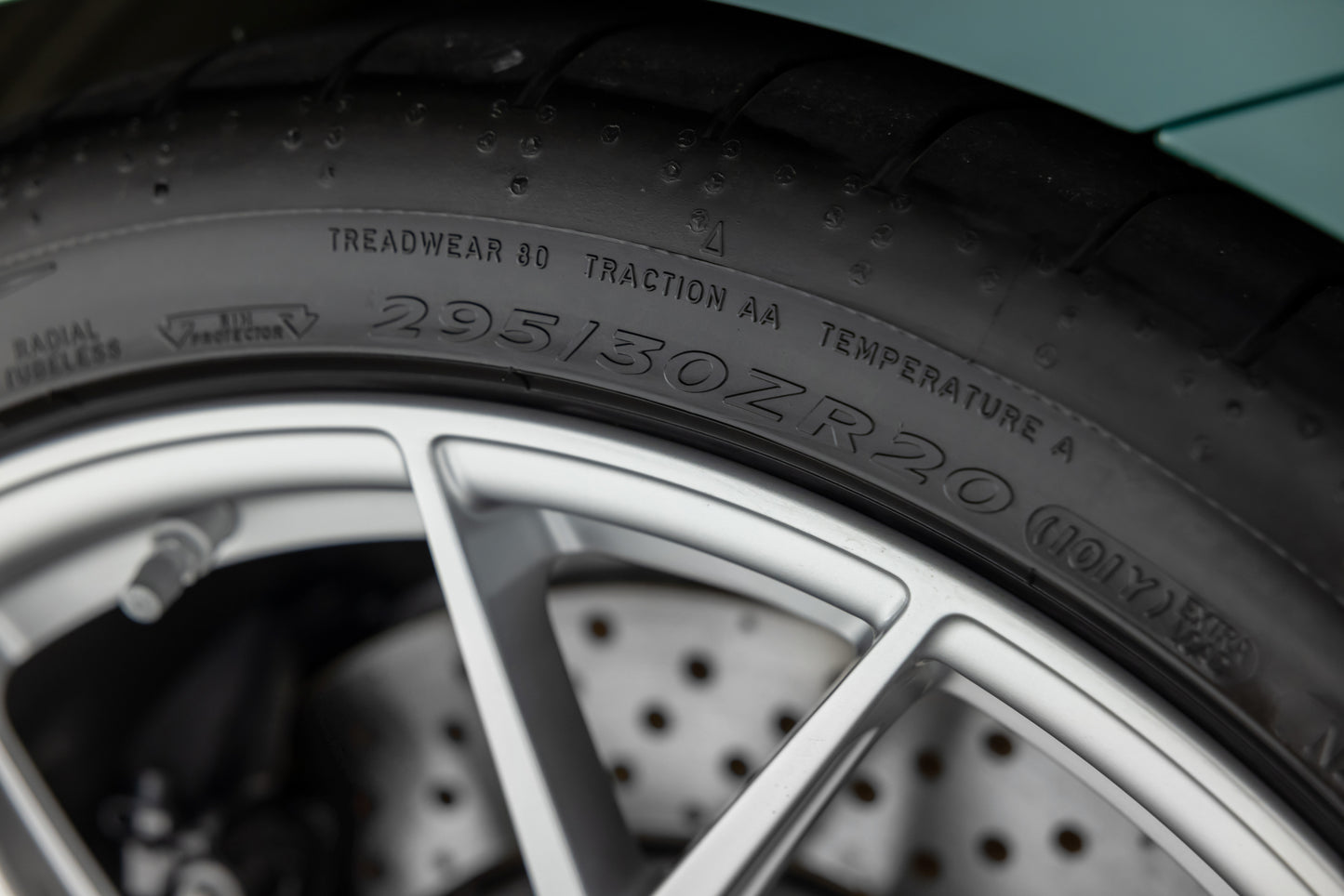 2024 Porsche 718 Spyder RS Weissach