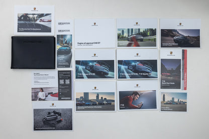 2024 Porsche 718 Spyder RS Weissach