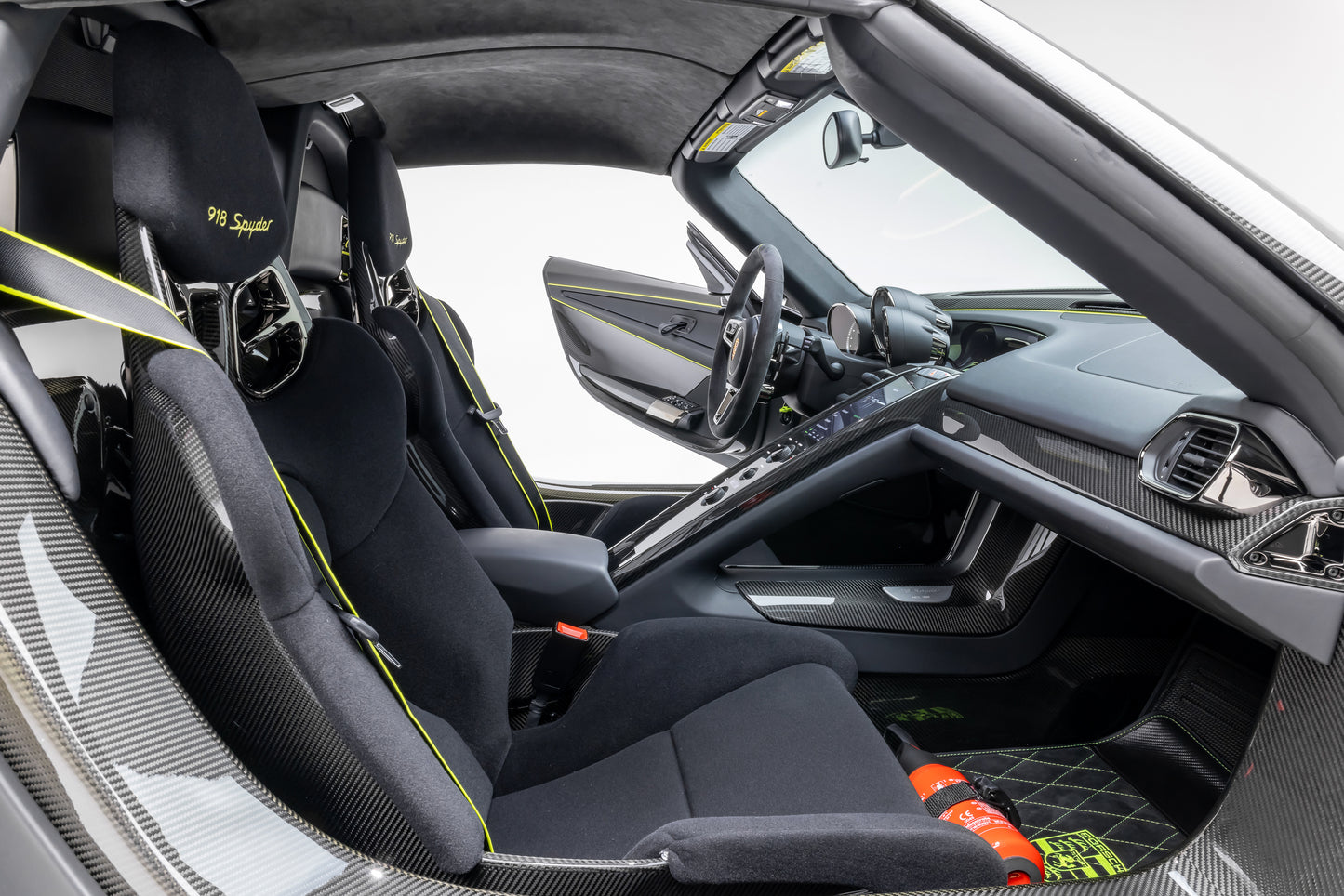 2015 Porsche 918 Spyder