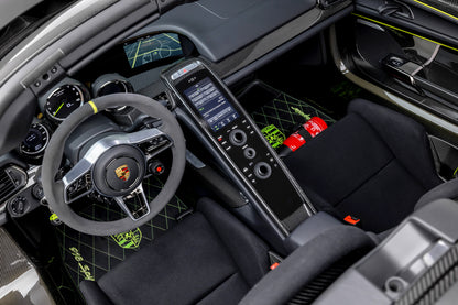 2015 Porsche 918 Spyder