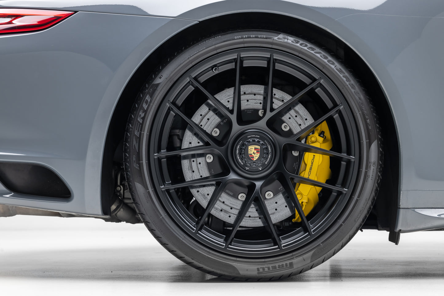 2018 Porsche 911 Carrera GTS Coupe 7-Speed