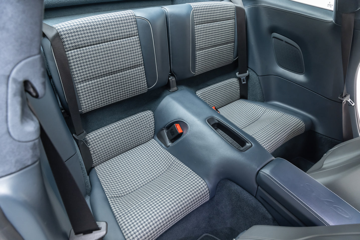 2018 Porsche 911 Carrera GTS Coupe 7-Speed