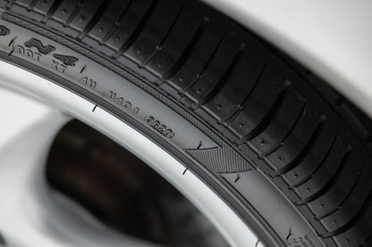 1997 Porsche 911 Carrera 4S 6-Speed