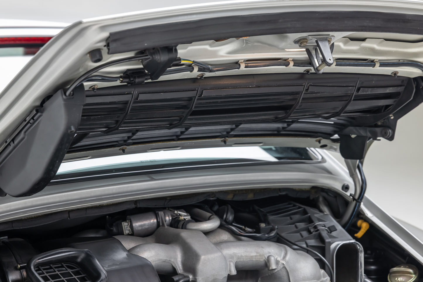 1997 Porsche 911 Carrera 4S 6-Speed