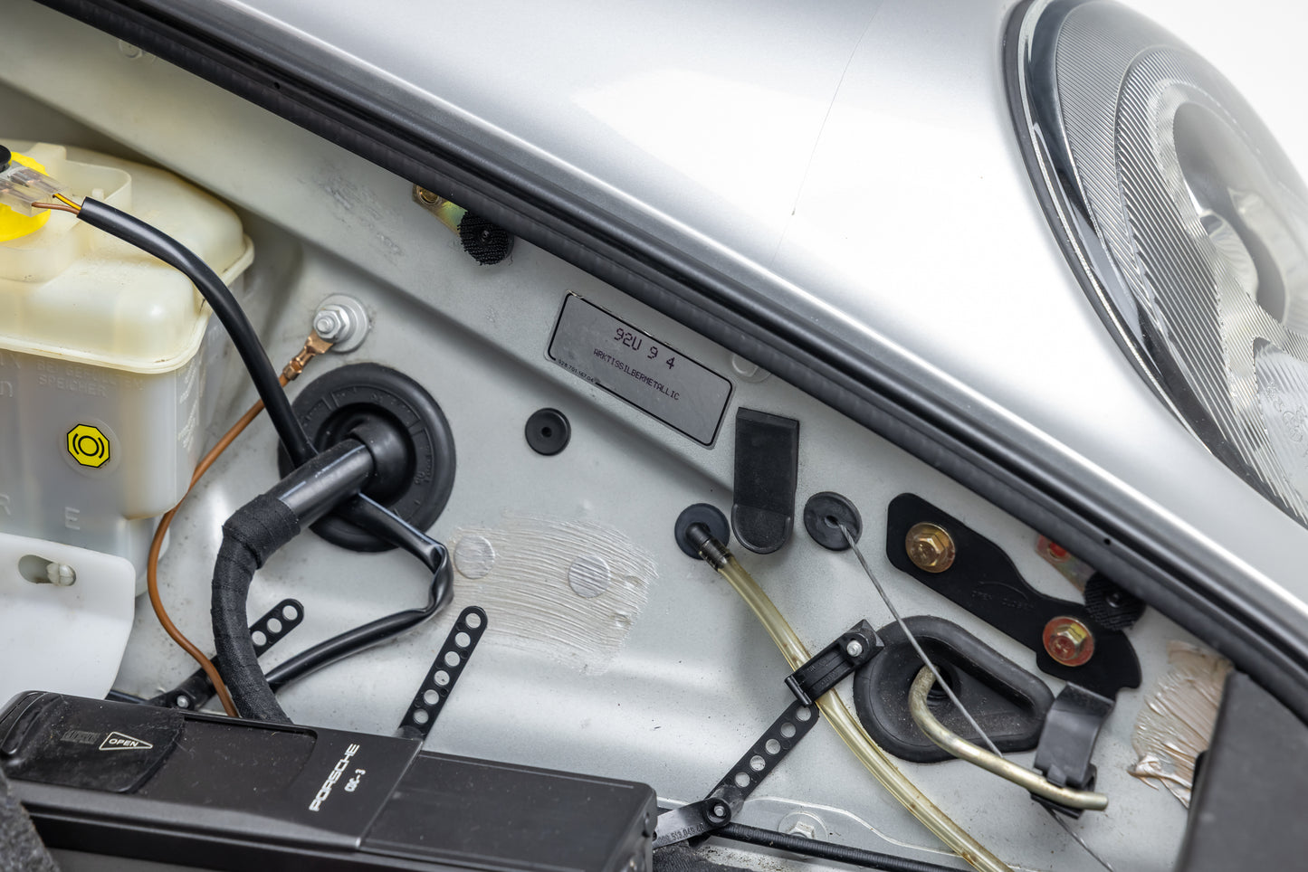 1997 Porsche 911 Carrera 4S 6-Speed