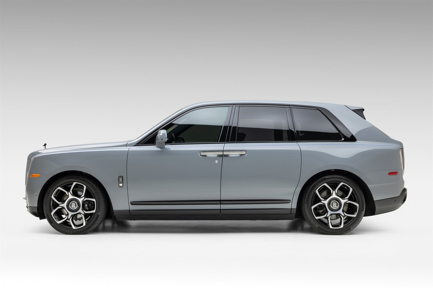 2022 Rolls-Royce Cullinan Black Badge