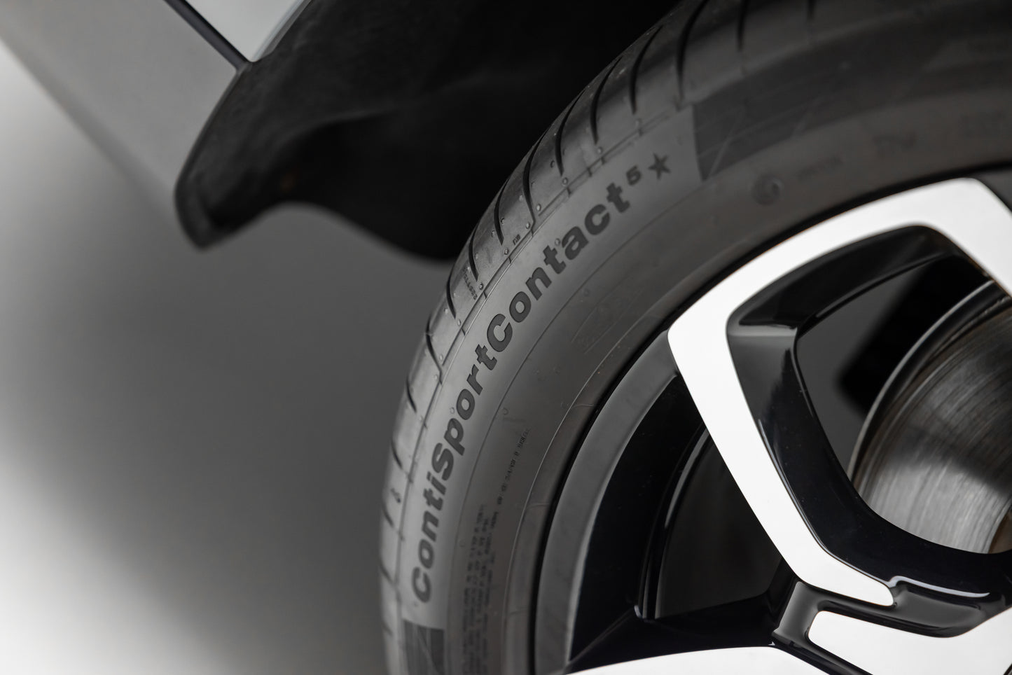 2022 Rolls-Royce Cullinan Black Badge