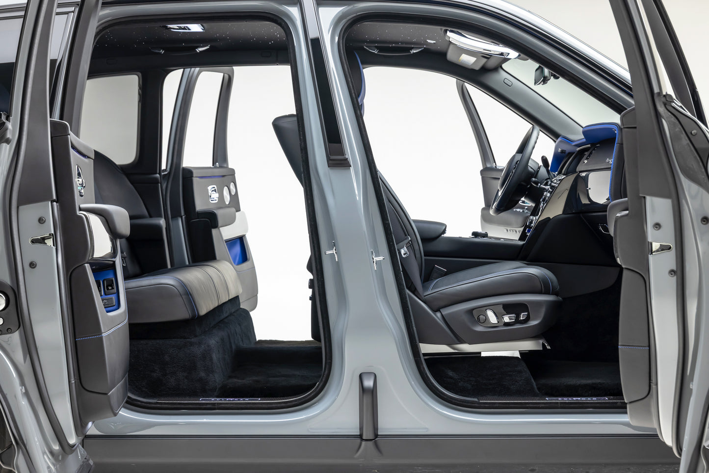 2022 Rolls-Royce Cullinan Black Badge