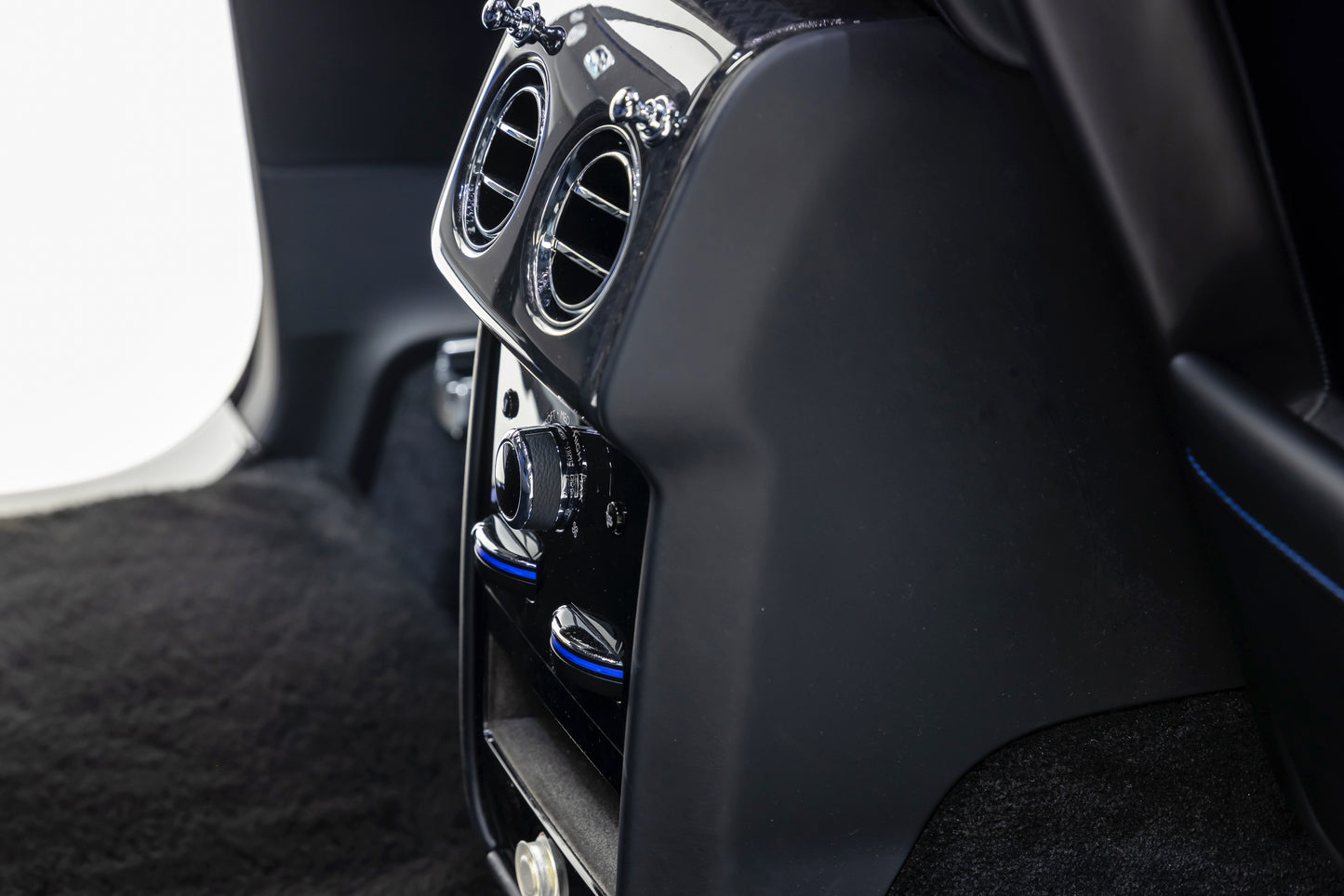 2022 Rolls-Royce Cullinan Black Badge