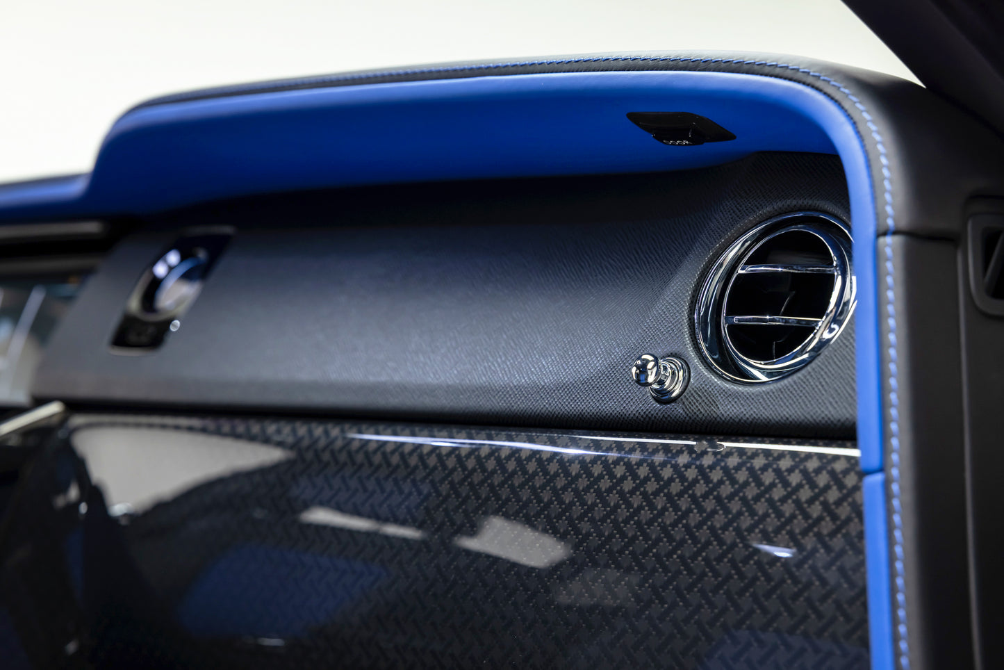 2022 Rolls-Royce Cullinan Black Badge