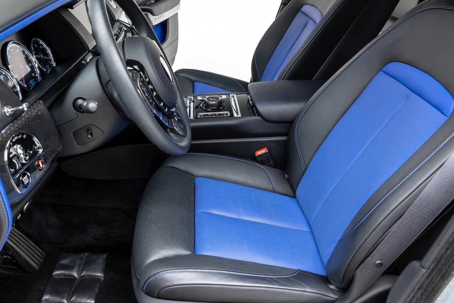 2022 Rolls-Royce Cullinan Black Badge