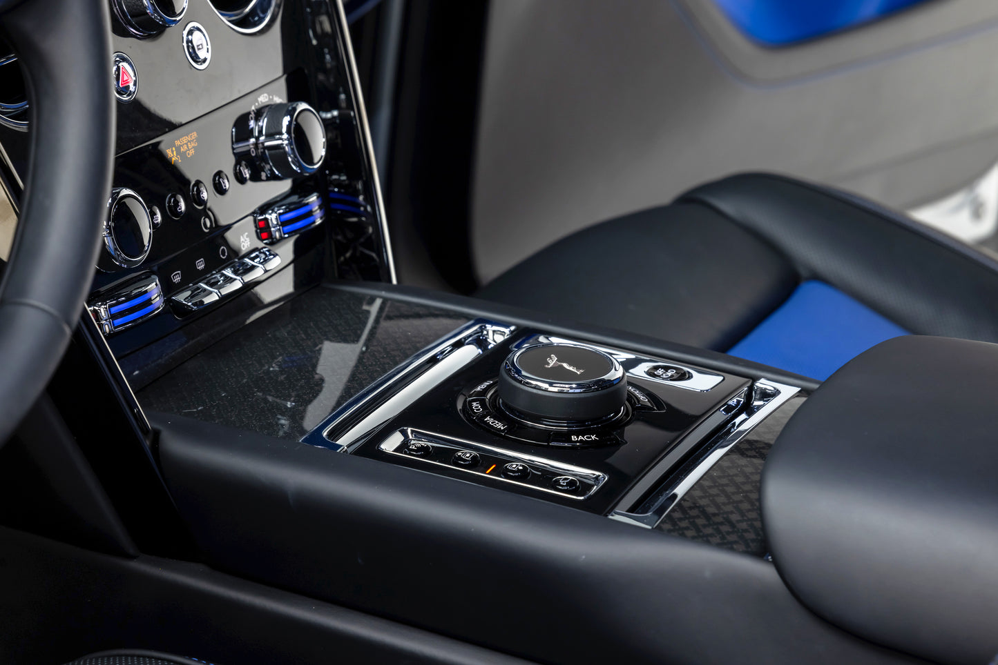 2022 Rolls-Royce Cullinan Black Badge